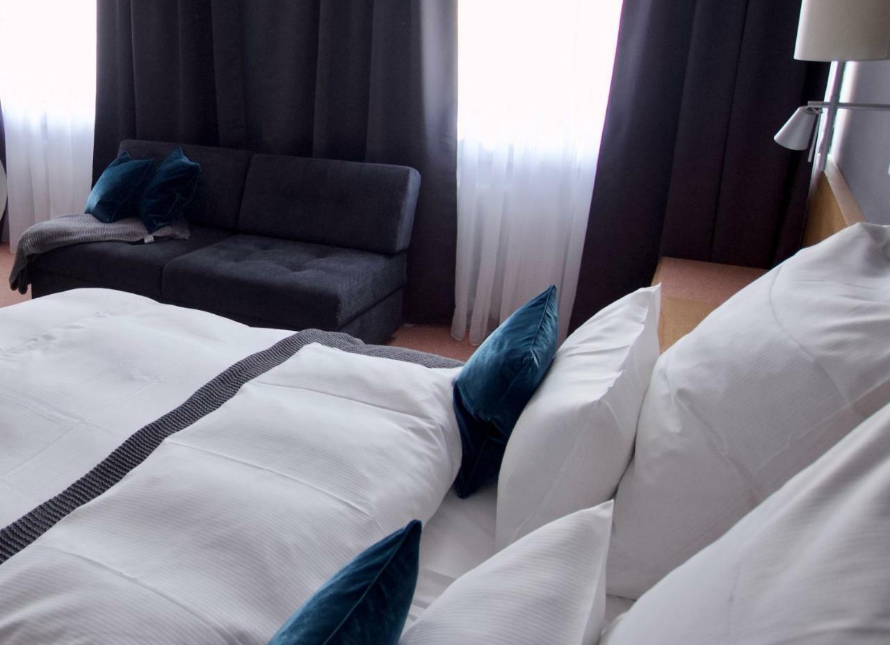 Hotel Tari Хёхберг Экстерьер фото